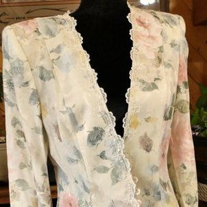Women's Nah Nah Collection off white floral pearl button jacket